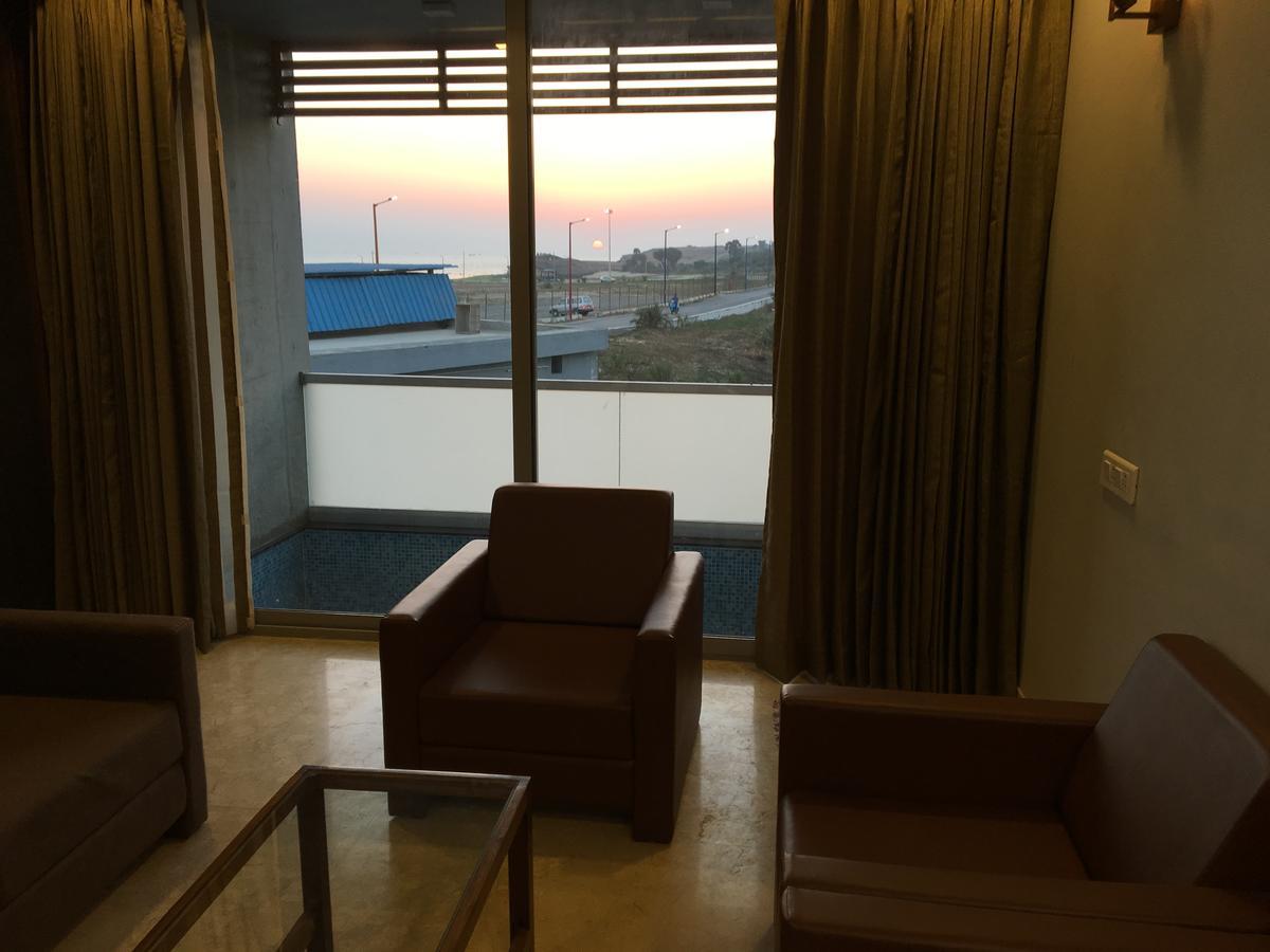 Krishna Beach Resorts - Диу Экстерьер фото